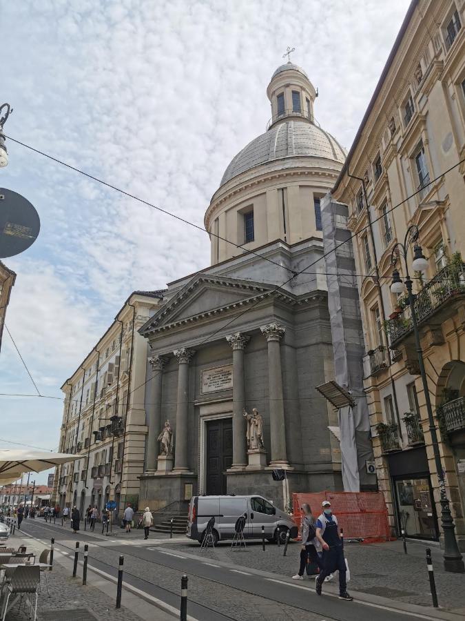 Torino Vacancy San Tommaso Suite Bagian luar foto