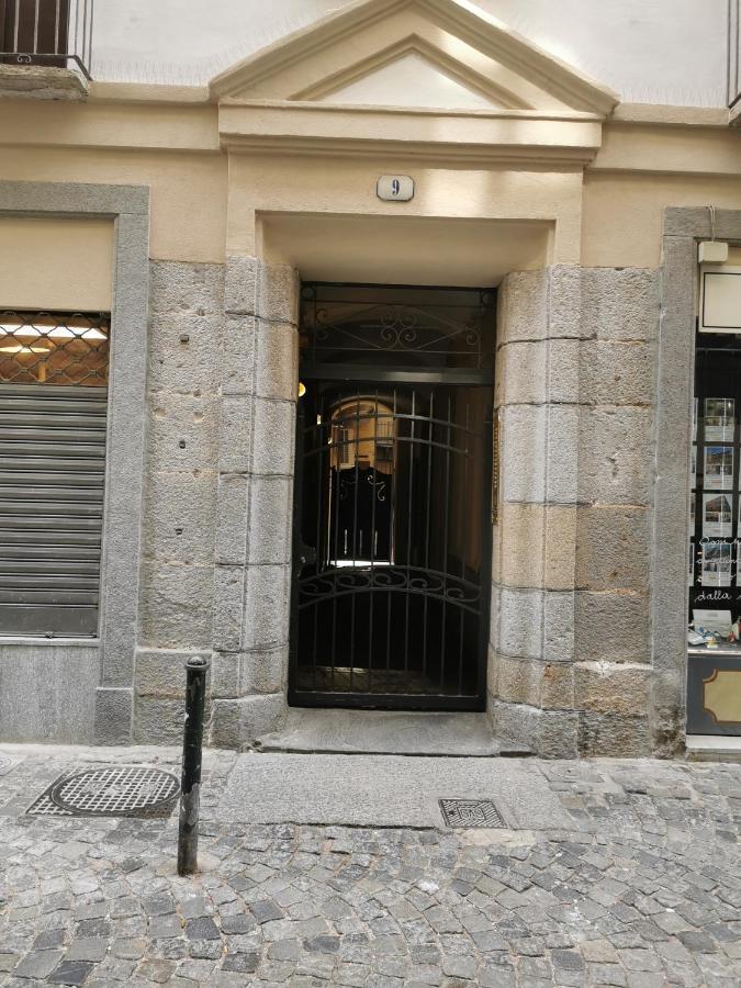 Torino Vacancy San Tommaso Suite Bagian luar foto